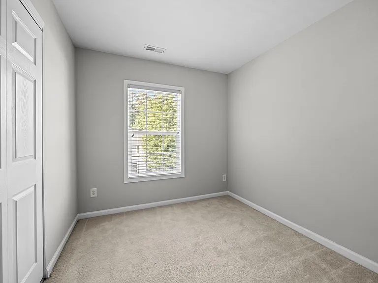 4718 Longhill Ln — Photo 22