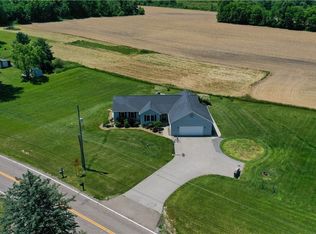 4909 Knox School Rd, Homeworth, OH 44634