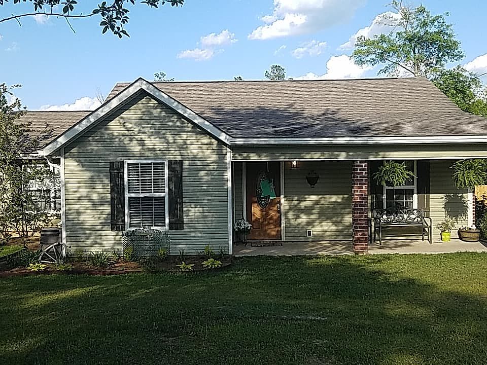 1st image of 15 R Moran Rd