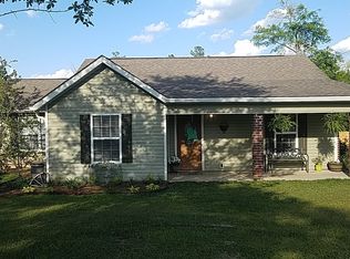15 R Moran Rd, Mchenry, MS 39561
