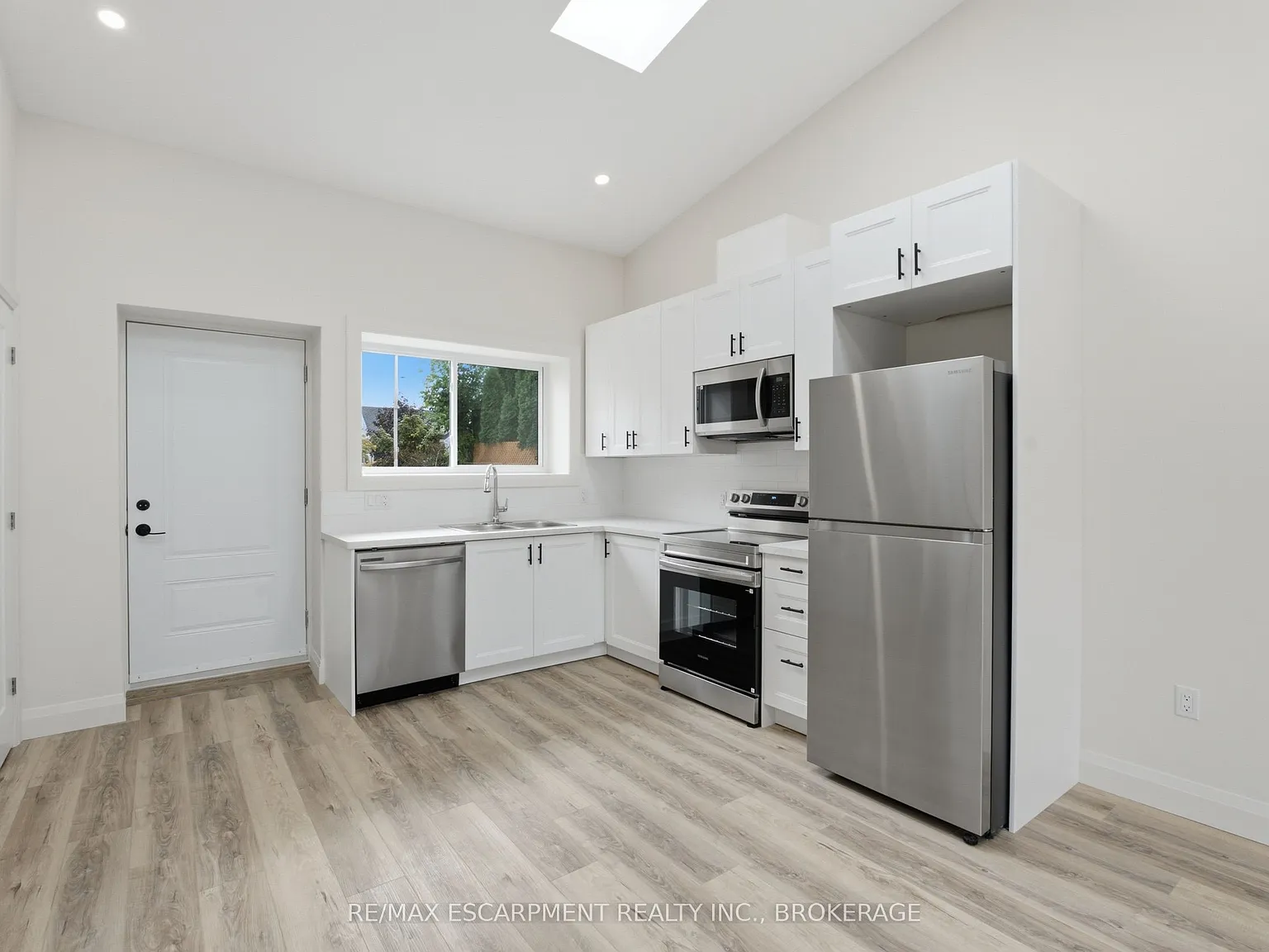 1 bed, $1,850 — Photo 4