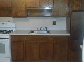 104 Burkley Pl, Vauxhall, NJ