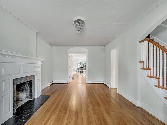 4th image of 49 Willway Ave #1