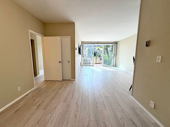 4th image of 23901 Civic Center Way APT 137