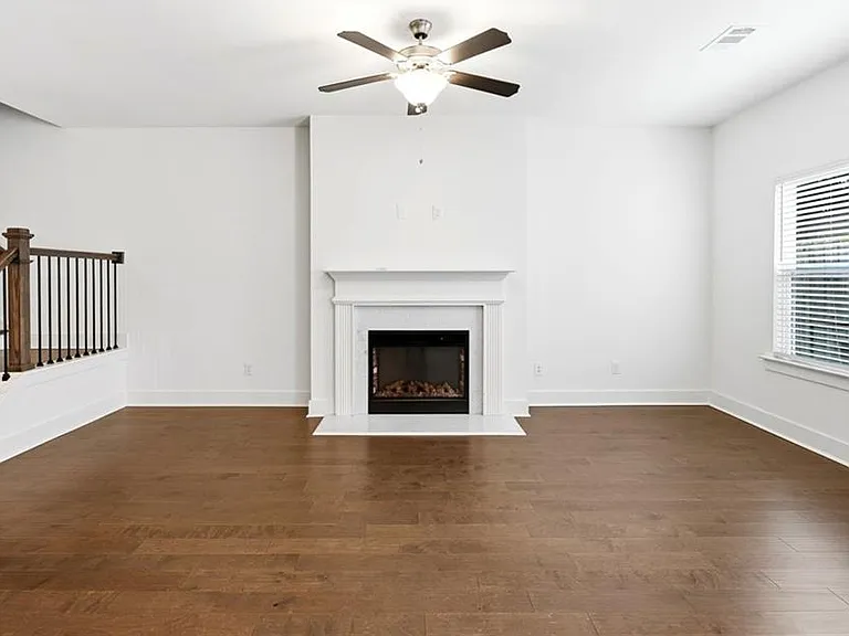 6456 Scudders Dr — Photo 7