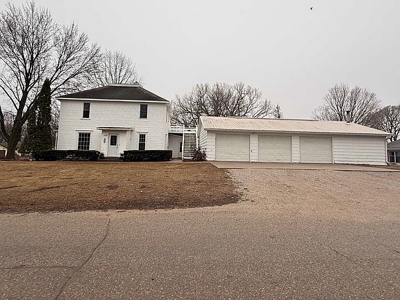 3rd image of 1708 Mitchell St