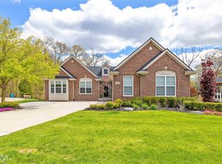 6148 Birchcrest Ln, Commerce Township, MI 48382