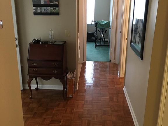 Hallway/Foyer