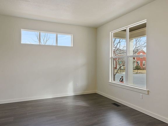3rd image of 4734 W Firmont Dr