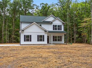 6469 Quaker Dr, Suffolk, VA 23437