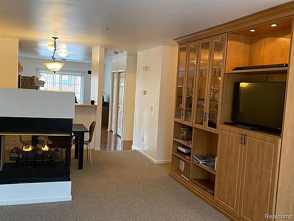5th image of 39431 Springwater Dr #58