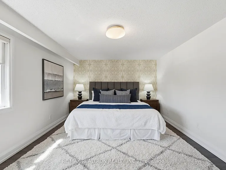 117 Cardinal Cres #UPPER — Photo 23