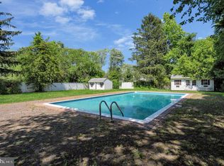 524 Lloyd Rd, Matawan, NJ 07747