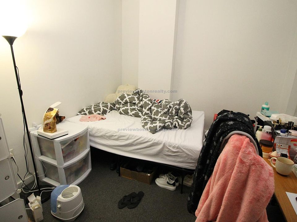 2nd image of 774 Columbus Ave #92