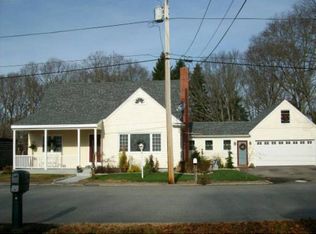 24 Cala Ave, Tiverton, RI 02878