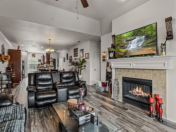 3rd image of 1881 Signal Ridge Pl