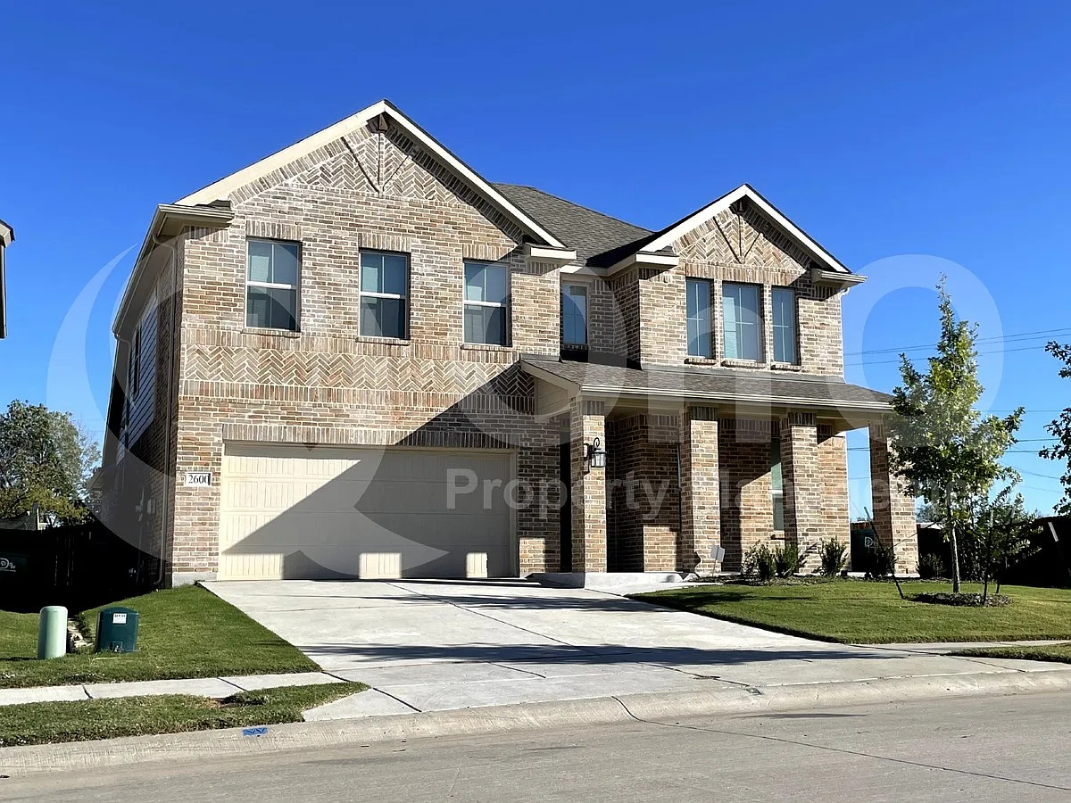 4 bed, 2.5 bath, 2891 sqft, $2,625 — Photo 2