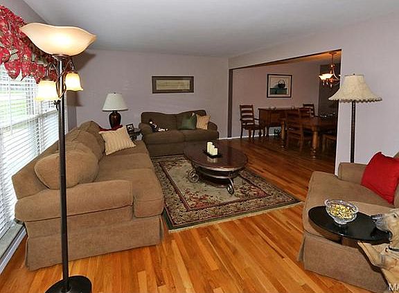 5th image of 12905 Chaumont Ct