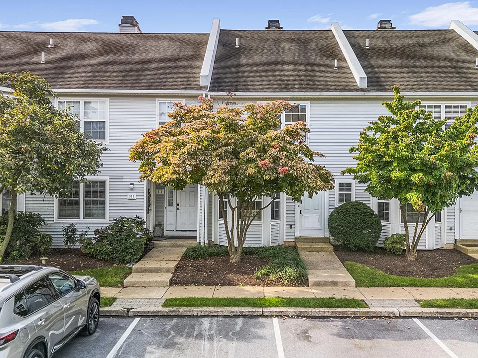 309 Huntington Ct #57