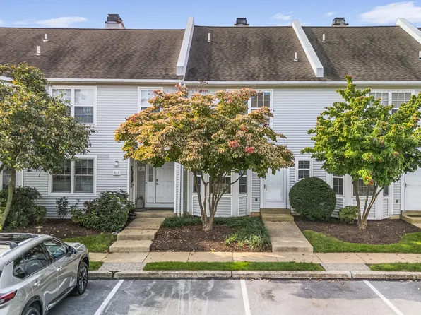 309 Huntington Ct #57, West Chester, PA 19380