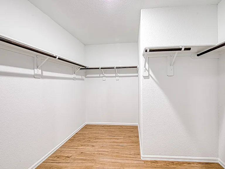 14418 Woodcott Warren Way — Photo 20