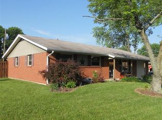 821 Hile Ln, Englewood, OH