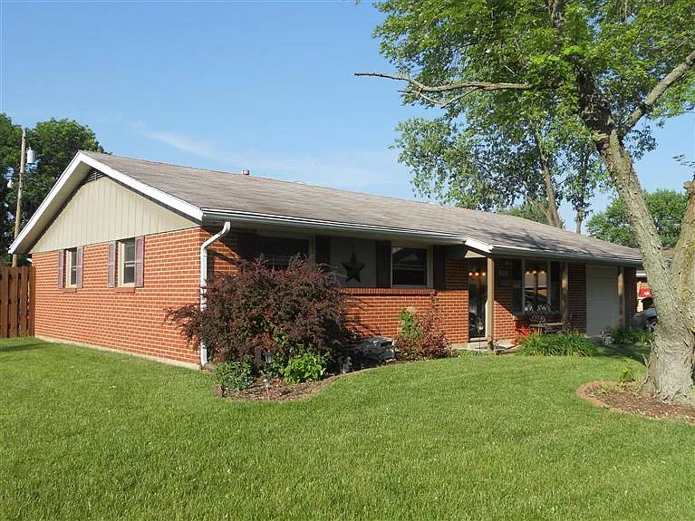 821 Hile Ln photo 1