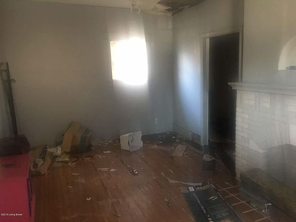 5th image of 107 S 39th St