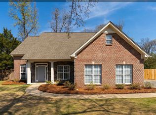 304 Wynlake Cir, Alabaster, AL 35007