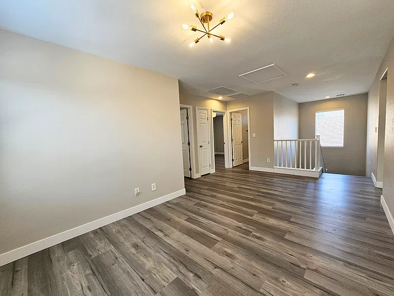 768 Anacapri St — Photo 31