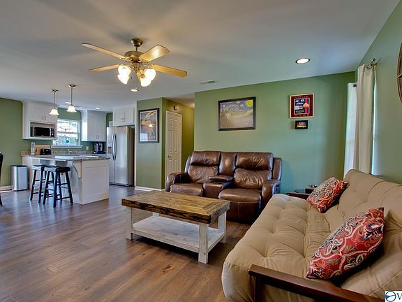 5th image of 3161 Charity Ln