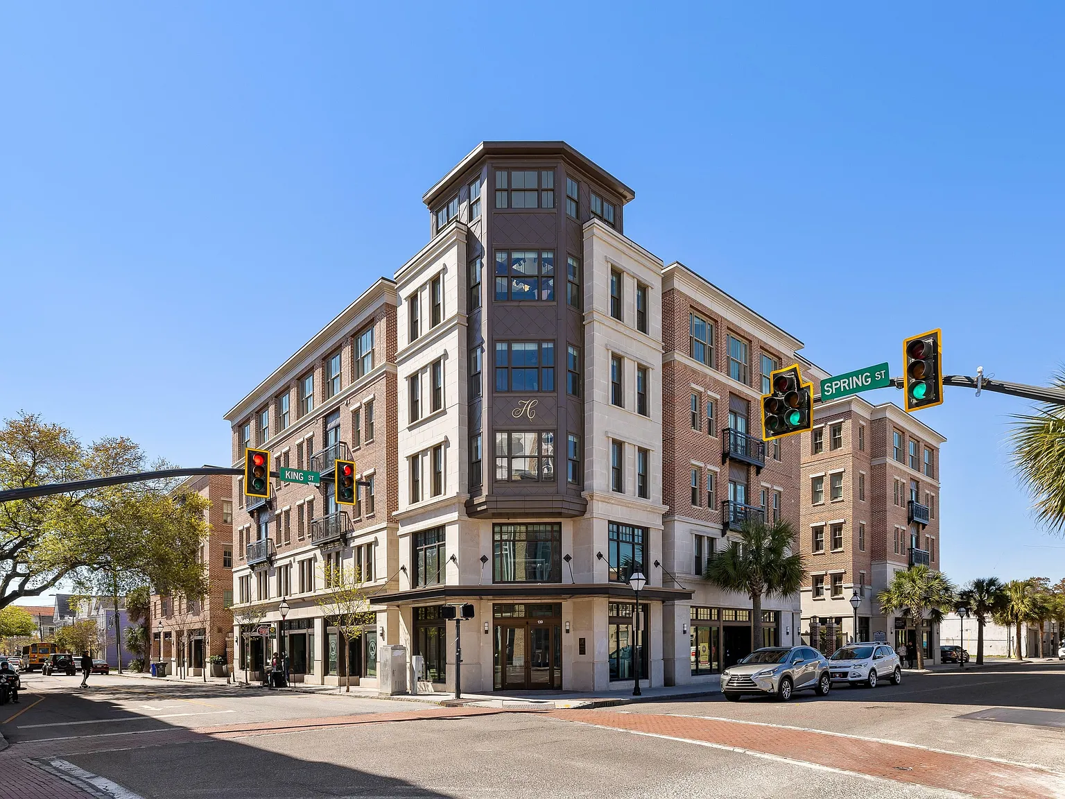 Hoffler Place — Photo 1
