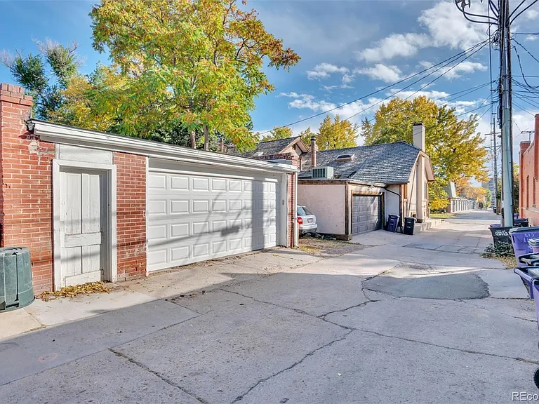 517 Josephine St — Photo 28