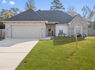 14130 Ursuline Rd, Gulfport, MS 39503