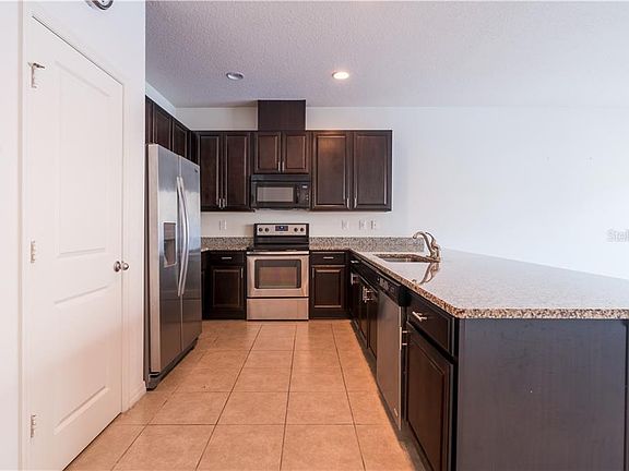 2nd image of 5105 Crown Haven Dr