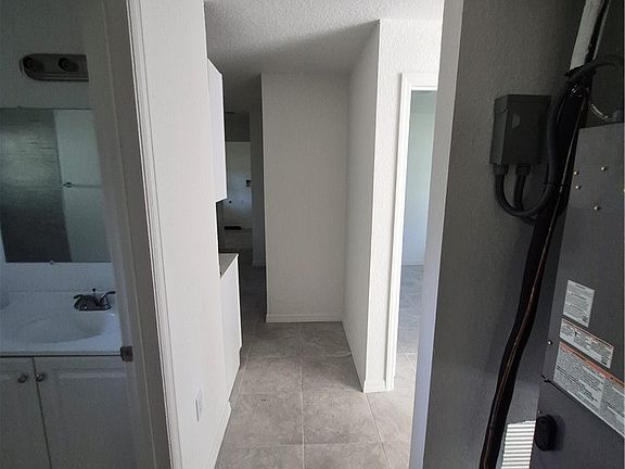 2nd image of 6 S Barbour St