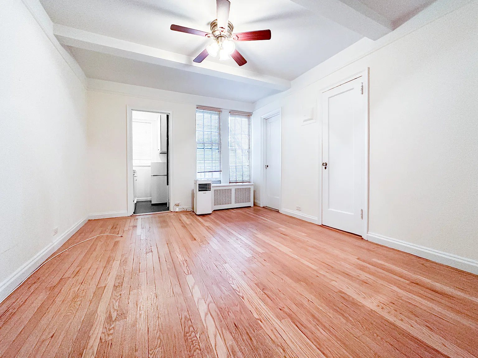 314 East 41st Street — Photo 4