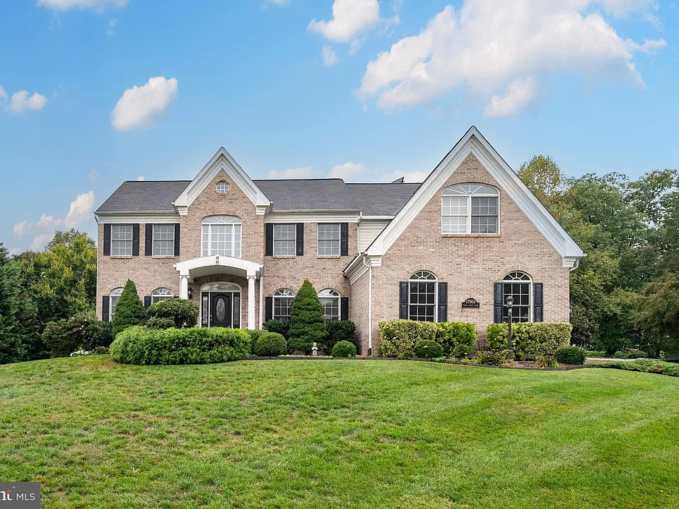 17968 Swans Creek Ln
