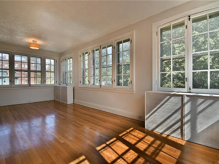 116 Linwood Ave — Photo 13