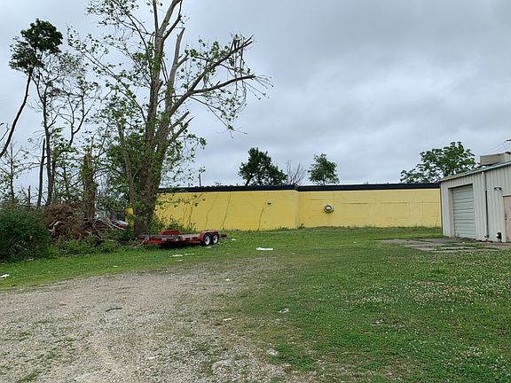 4th image of 4599 N Dixie Dr