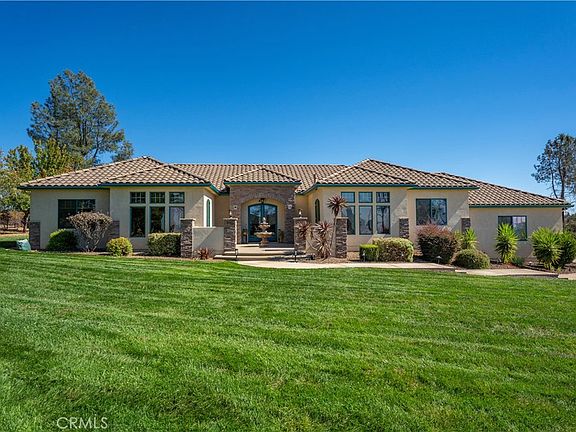 2nd image of 18 Tuscan Dr