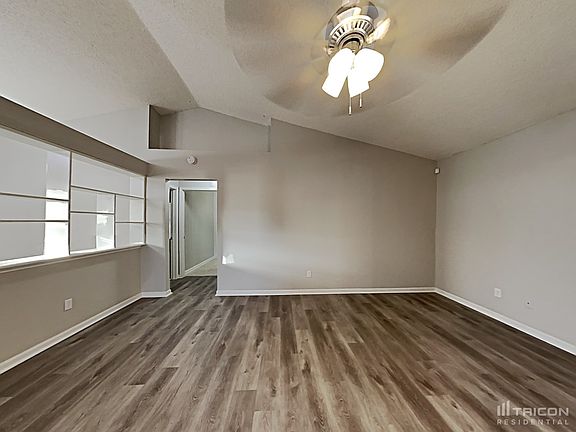 3rd image of 1824 Sheraton Lakes Cir
