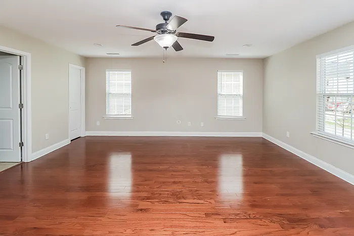 13748 Cedar Pond Cir — Photo 11