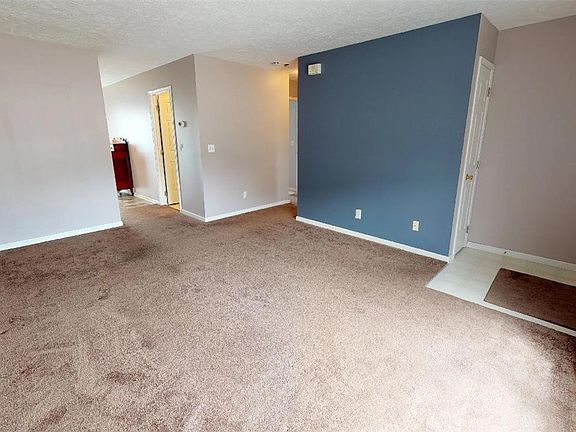 3rd image of 15507 Nantucket Dr #3