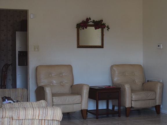 2nd image of 355 W Buffwood Dr