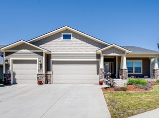 1390 SW Panorama Dr, Pullman, WA 99163