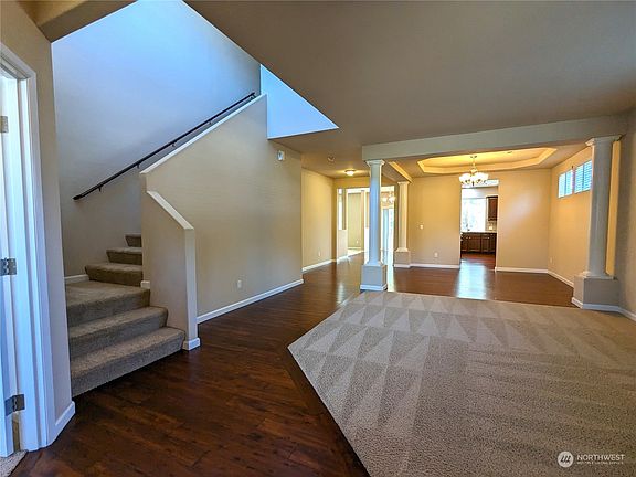 2nd image of 529 Cherrywood Drive SW