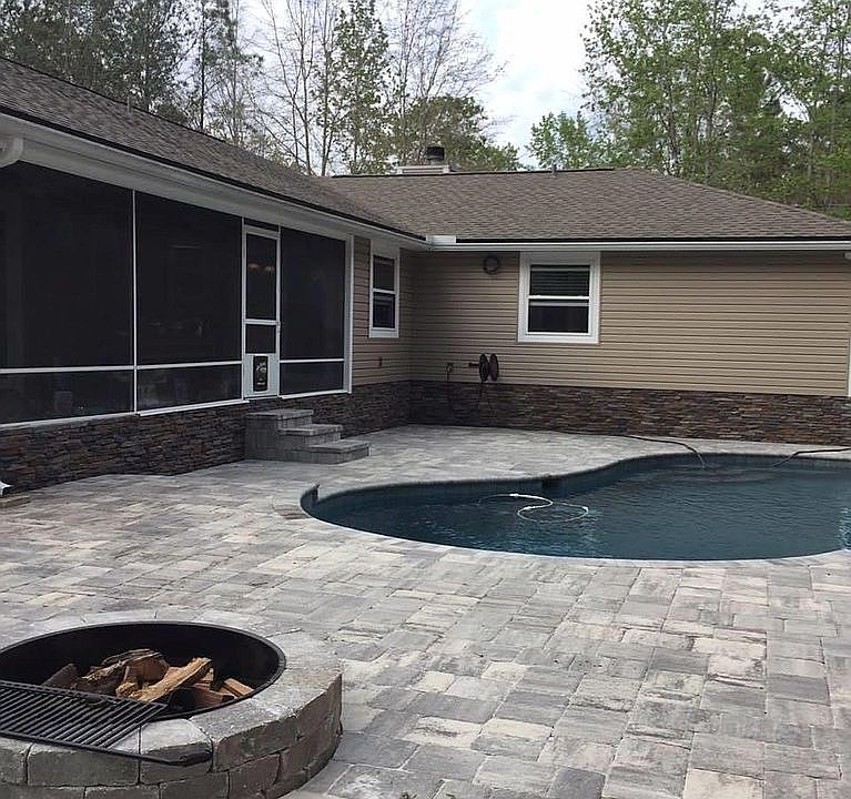 2nd image of 12191 Travertine Trl