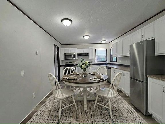 3rd image of 490 Blackbird Ln #490