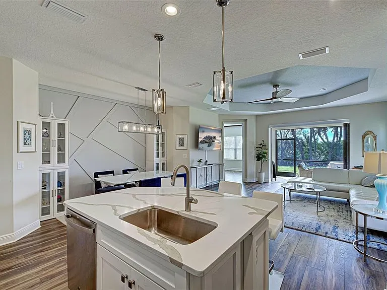 233 Palidoro Cir — Photo 24